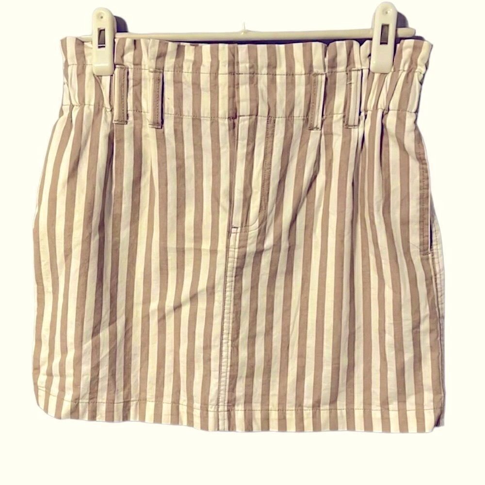 Womens’ Forever 21 Skirt M